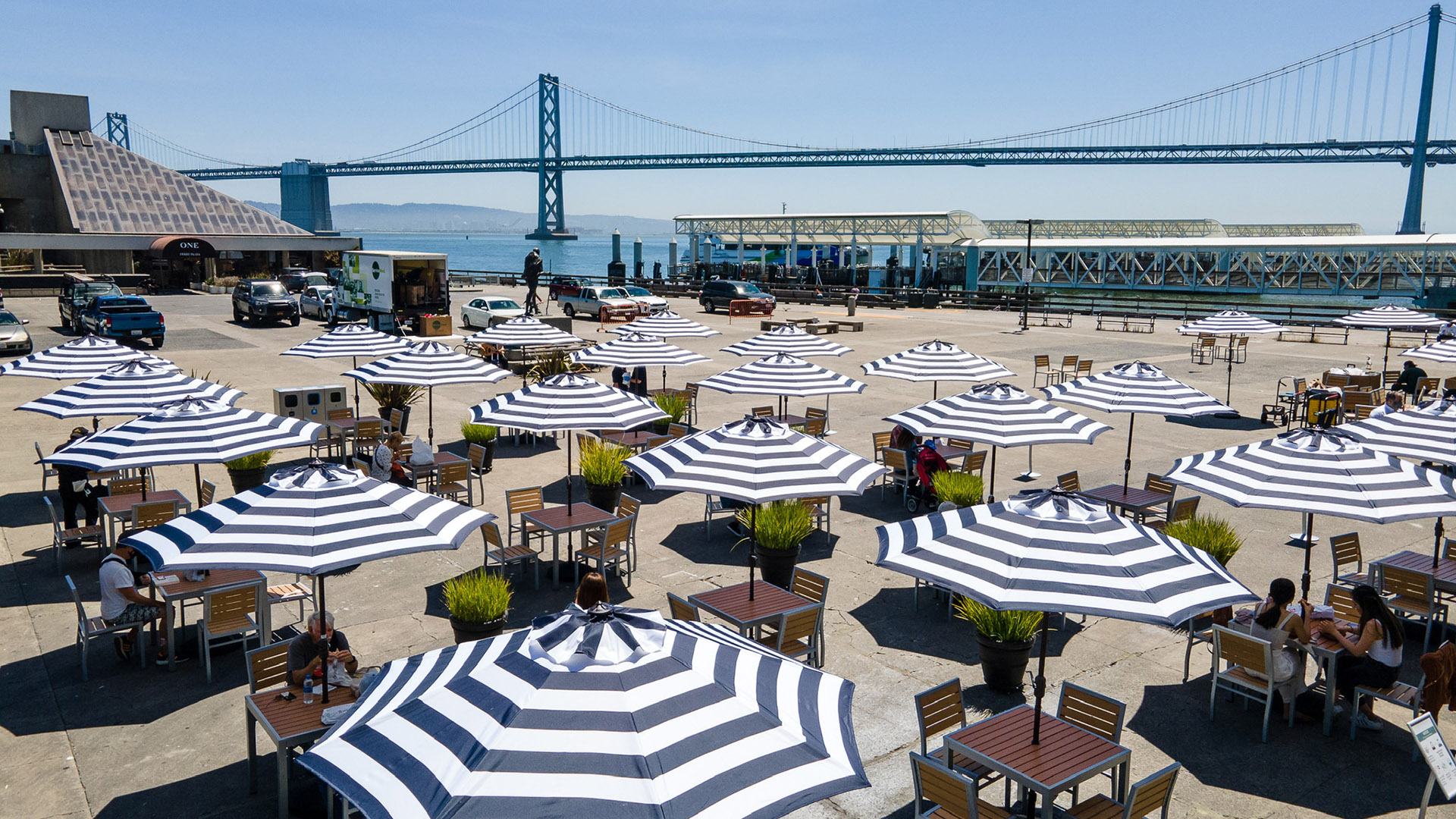 Open Air Seating at the Ferry Building Jasper San Francisco Apartments