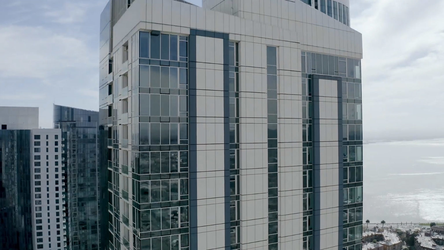 Experience Jasper Jasper San Francisco Apartments